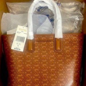 Michael Kors “JODIE” S/M Tote brand NEW w/ tags attached and box
